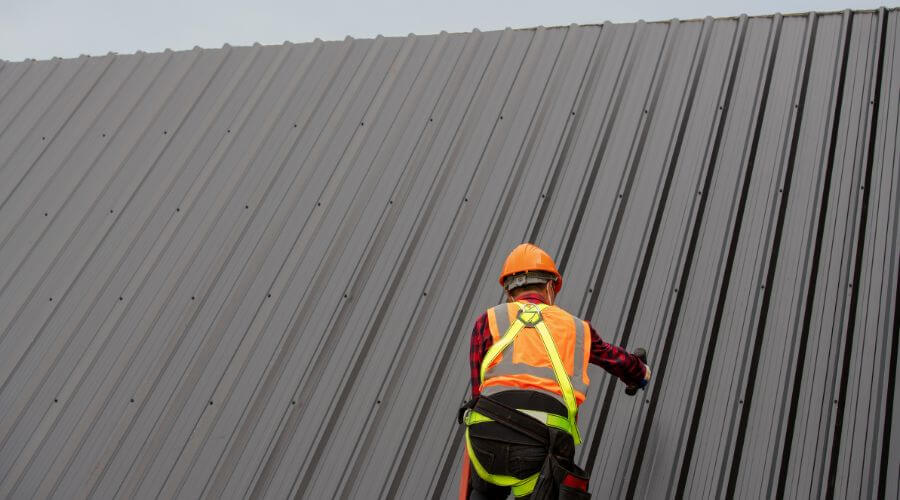 Professional metal roof installation services in Commerce, MO